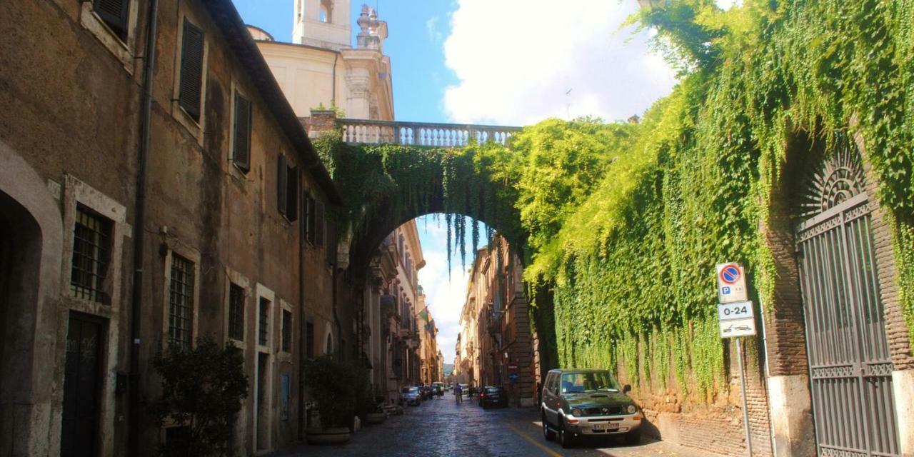 Caratteristico Appartamento A Piazza Navona Рим Екстериор снимка